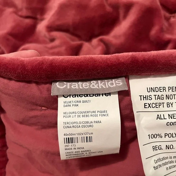 Crate & kids velvet crib quilt